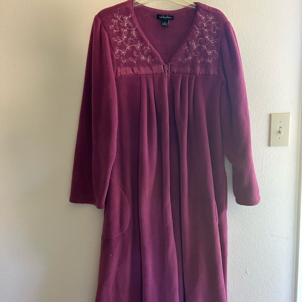 Embroidered Burgundy Long Sleeve robe
